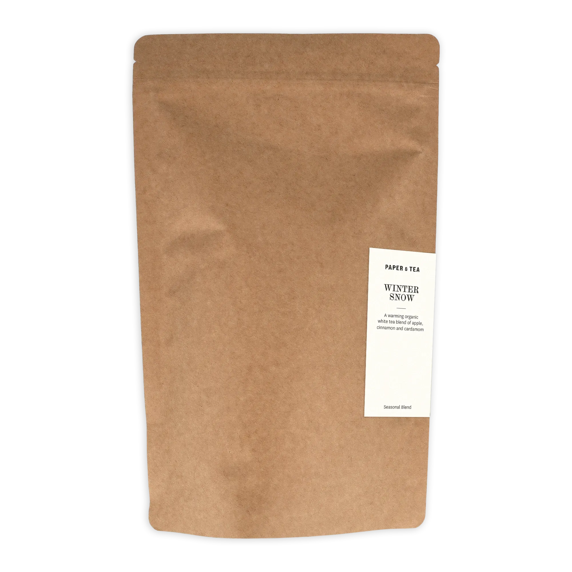 Braune Kraftpapier-Teeverpackung mit weißem Etikett für Winter Snow, Bio-Weißtee-Mischung mit Apfel, Zimt, Kardamom.