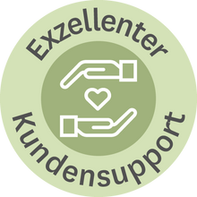 Grünes Abzeichen mit Händen, die ein Herz schützen; Text: 'Exzellenter Kundensupport'